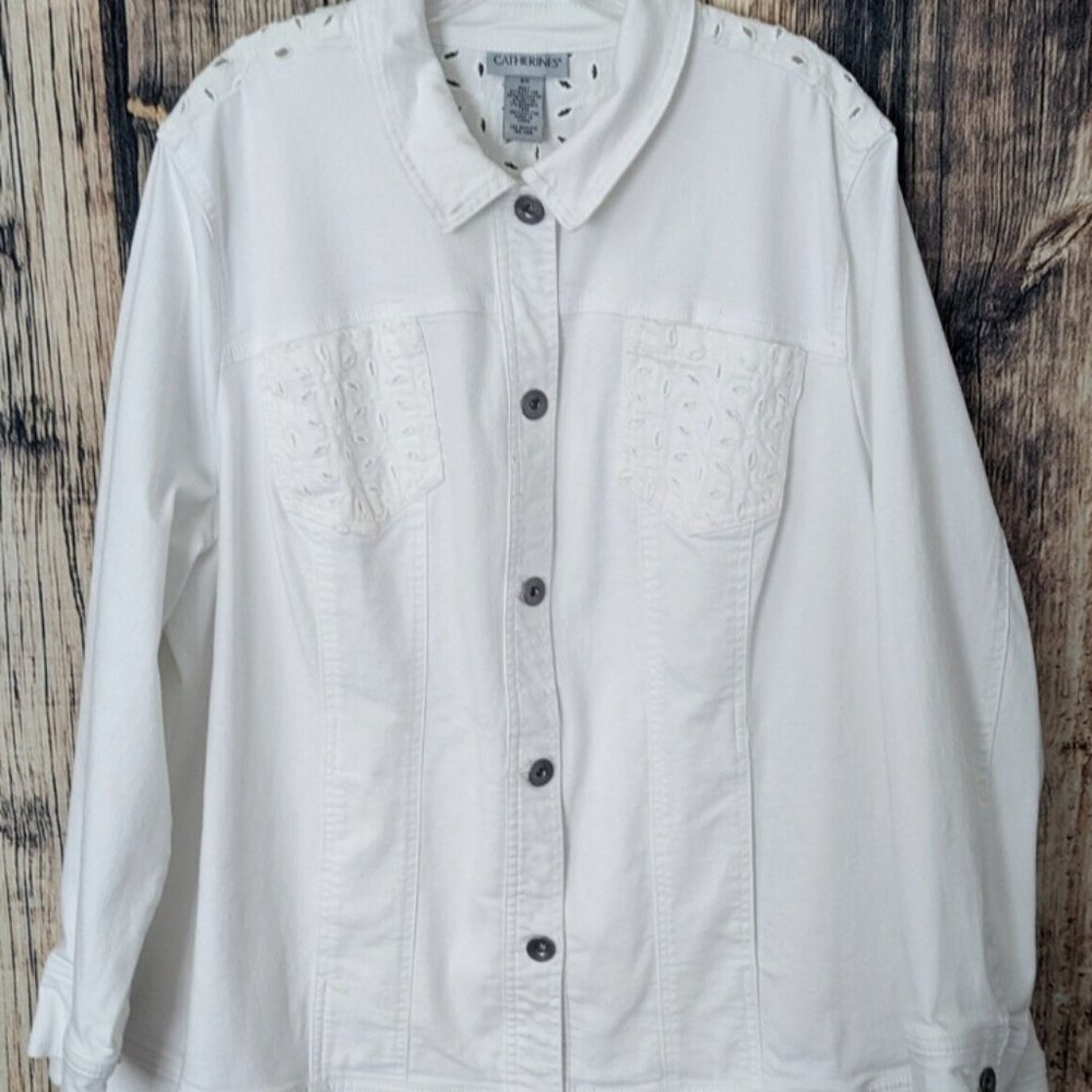 Catherines Denim Trucker Jacket Womans Plus 2X White Eyelet Stretch Pockets